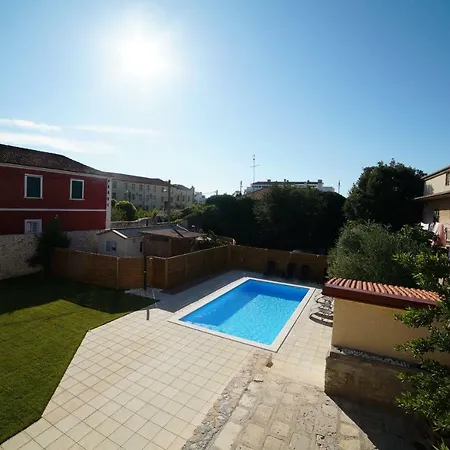 Korona Apartamento